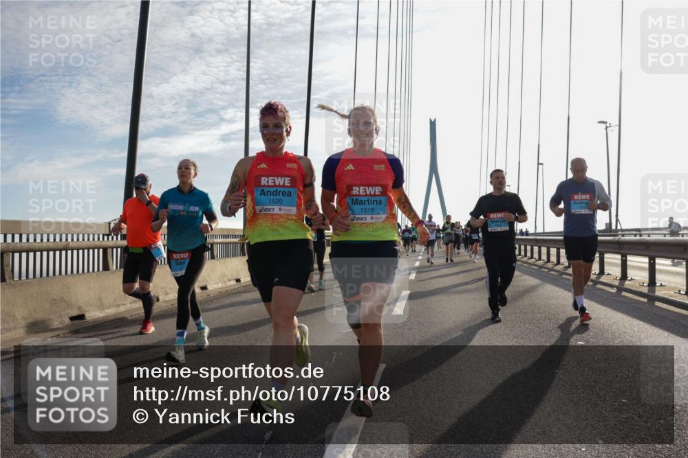 03.10.2026 - Köhlbrandbrückenlauf Yannick Fuchs http://msf.ph/oto/10775108 03.10.2026 09:34:30 Position 1 70, 3, 1520, 1519, 1650 meine-sportfotos.de