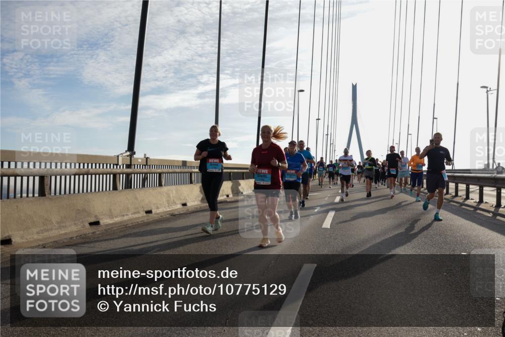 03.10.2026 - Köhlbrandbrückenlauf Yannick Fuchs http://msf.ph/oto/10775129 03.10.2026 09:34:32 Position 1 1183 meine-sportfotos.de