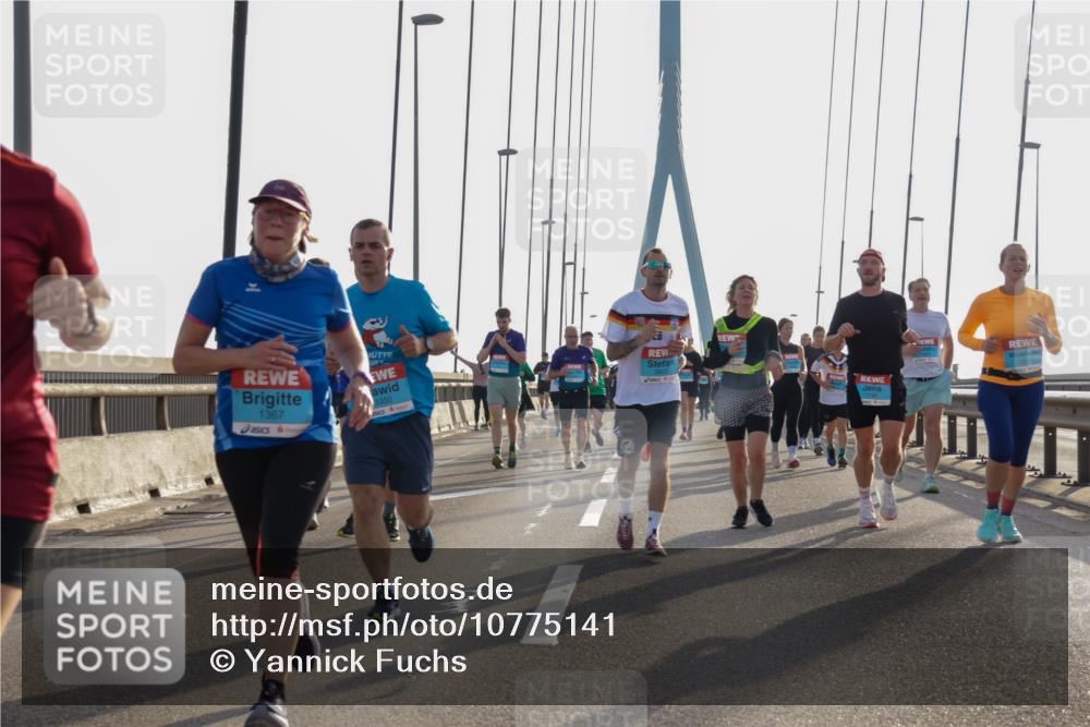 03.10.2026 - Köhlbrandbrückenlauf Yannick Fuchs http://msf.ph/oto/10775141 03.10.2026 09:34:33 Position 1 28, 3350, 1367 meine-sportfotos.de