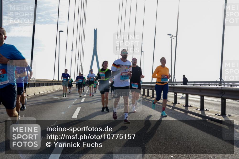 03.10.2026 - Köhlbrandbrückenlauf Yannick Fuchs http://msf.ph/oto/10775157 03.10.2026 09:34:34 Position 1 26 meine-sportfotos.de
