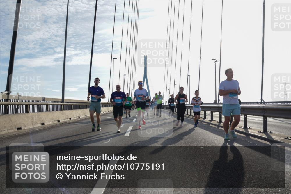 03.10.2026 - Köhlbrandbrückenlauf Yannick Fuchs http://msf.ph/oto/10775191 03.10.2026 09:34:37 Position 1  meine-sportfotos.de