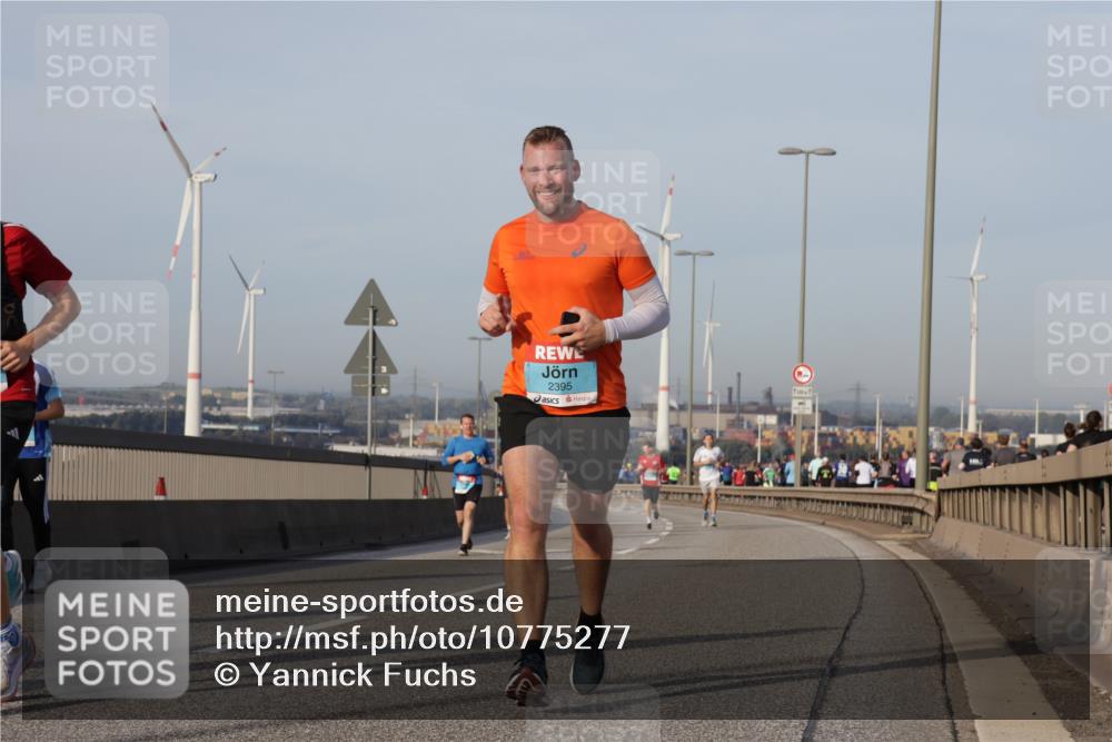 03.10.2026 - Köhlbrandbrückenlauf Yannick Fuchs http://msf.ph/oto/10775277 03.10.2026 09:40:32 Position 2 2395 meine-sportfotos.de