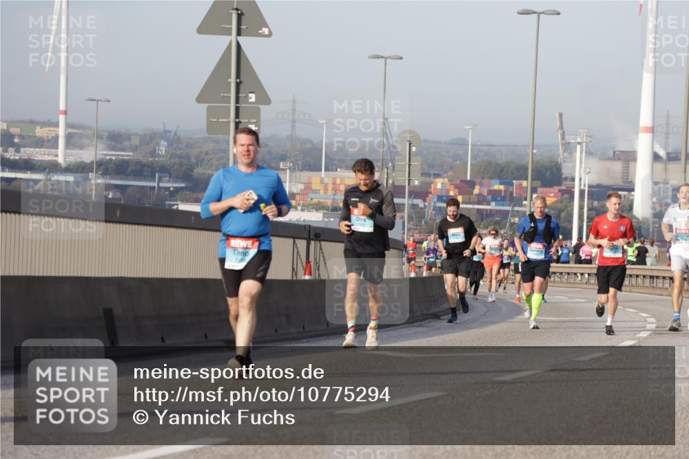 03.10.2026 - Köhlbrandbrückenlauf Yannick Fuchs http://msf.ph/oto/10775294 03.10.2026 09:40:34 Position 2 1462 meine-sportfotos.de