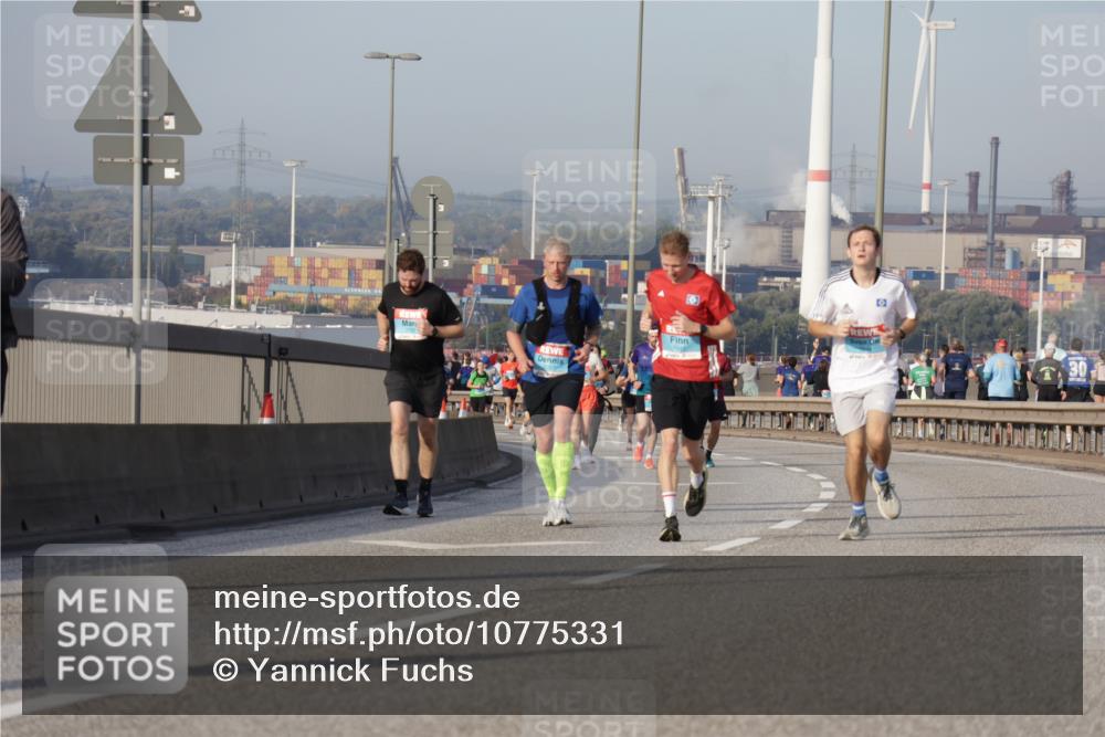 03.10.2026 - Köhlbrandbrückenlauf Yannick Fuchs http://msf.ph/oto/10775331 03.10.2026 09:40:37 Position 2  meine-sportfotos.de