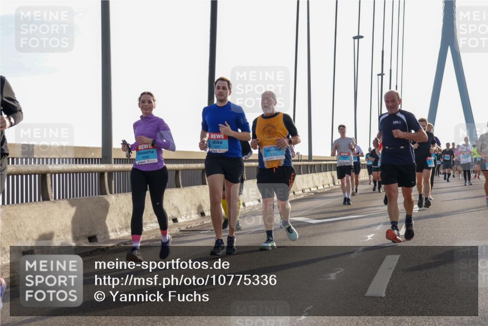 03.10.2026 - Köhlbrandbrückenlauf Yannick Fuchs http://msf.ph/oto/10775336 03.10.2026 09:34:50 Position 1 3696, 3697 meine-sportfotos.de