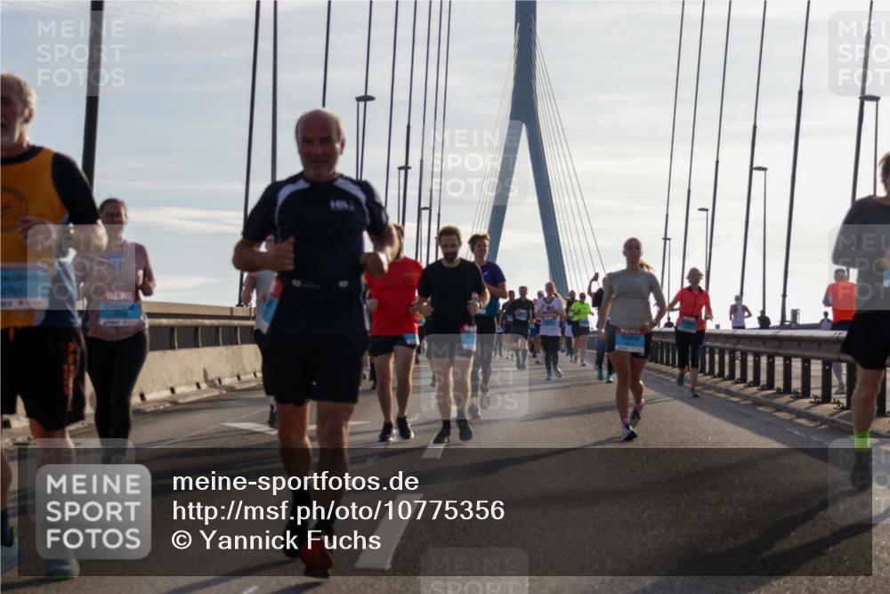 03.10.2026 - Köhlbrandbrückenlauf Yannick Fuchs http://msf.ph/oto/10775356 03.10.2026 09:34:52 Position 1 2765 meine-sportfotos.de