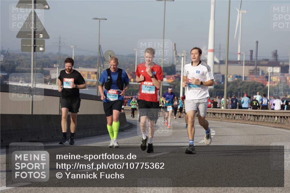 03.10.2026 - Köhlbrandbrückenlauf Yannick Fuchs http://msf.ph/oto/10775362 03.10.2026 09:40:39 Position 2 1791, 2257, 1641, 1640, 30 meine-sportfotos.de