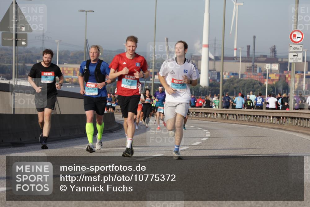 03.10.2026 - Köhlbrandbrückenlauf Yannick Fuchs http://msf.ph/oto/10775372 03.10.2026 09:40:40 Position 2 1791, 1641, 1640, 500, 1 meine-sportfotos.de