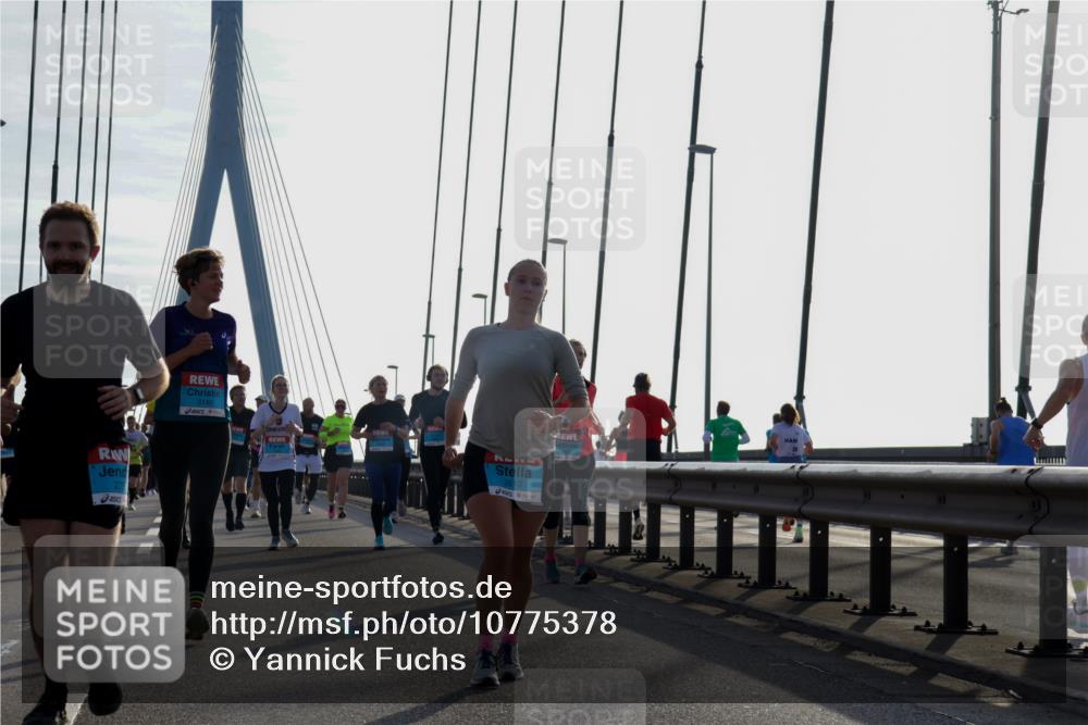 03.10.2026 - Köhlbrandbrückenlauf Yannick Fuchs http://msf.ph/oto/10775378 03.10.2026 09:34:54 Position 1 3140, 2610 meine-sportfotos.de