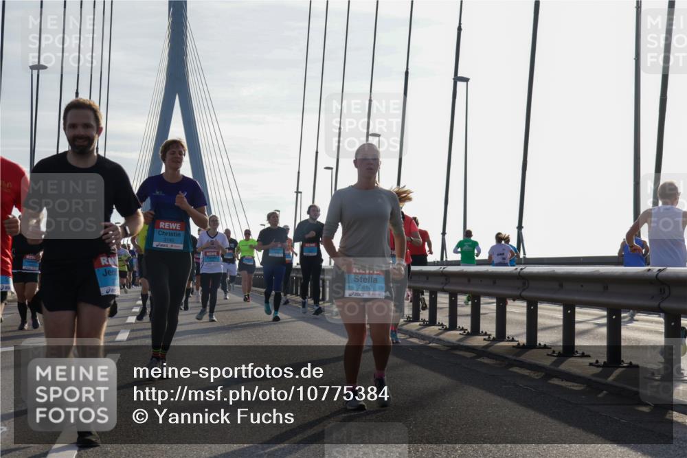 03.10.2026 - Köhlbrandbrückenlauf Yannick Fuchs http://msf.ph/oto/10775384 03.10.2026 09:34:54 Position 1 3140, 2610 meine-sportfotos.de