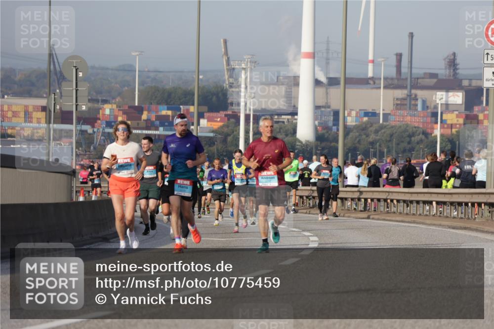03.10.2026 - Köhlbrandbrückenlauf Yannick Fuchs http://msf.ph/oto/10775459 03.10.2026 09:40:47 Position 2 2270, 15 meine-sportfotos.de