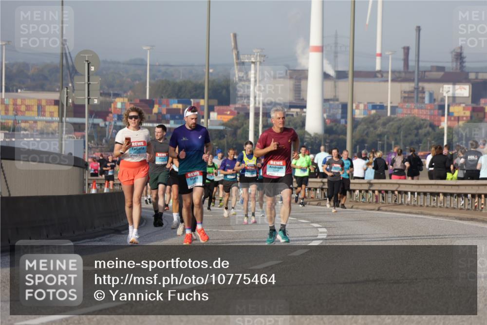 03.10.2026 - Köhlbrandbrückenlauf Yannick Fuchs http://msf.ph/oto/10775464 03.10.2026 09:40:47 Position 2  meine-sportfotos.de