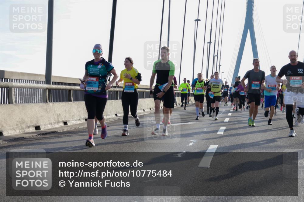 03.10.2026 - Köhlbrandbrückenlauf Yannick Fuchs http://msf.ph/oto/10775484 03.10.2026 09:35:03 Position 1 1885 meine-sportfotos.de