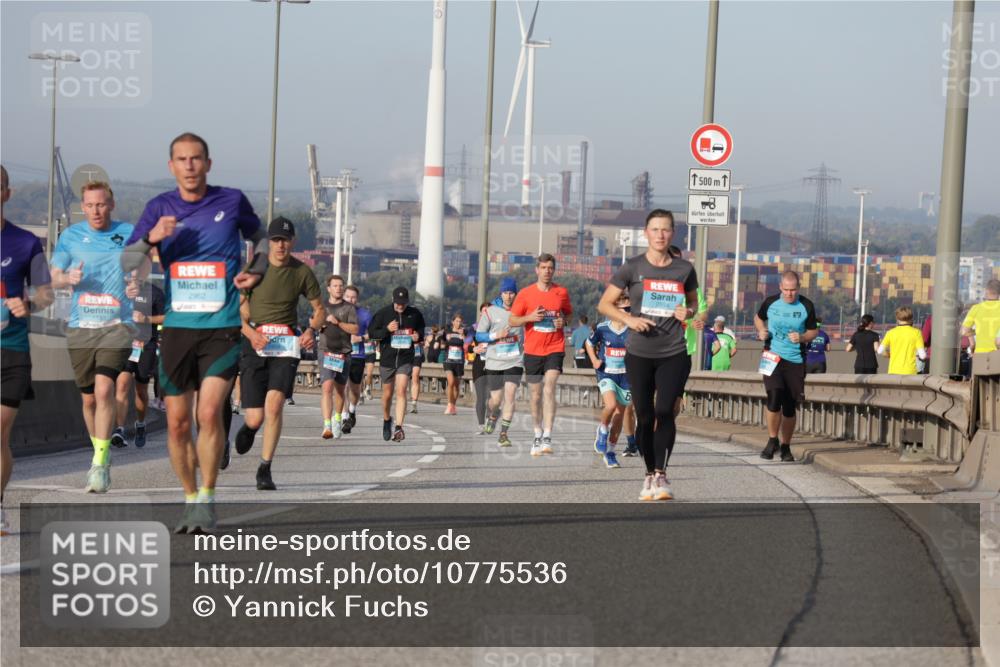 03.10.2026 - Köhlbrandbrückenlauf Yannick Fuchs http://msf.ph/oto/10775536 03.10.2026 09:41:05 Position 2 2962, 29, 500 meine-sportfotos.de