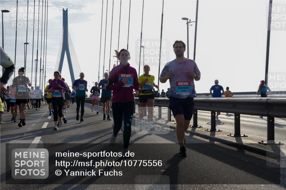 03.10.2026 - Köhlbrandbrückenlauf Yannick Fuchs http://msf.ph/oto/10775556 03.10.2026 09:35:10 Position 1 2466 meine-sportfotos.de