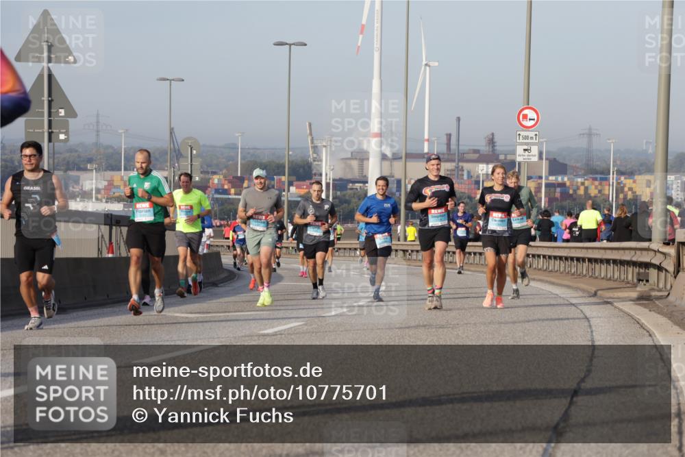 03.10.2026 - Köhlbrandbrückenlauf Yannick Fuchs http://msf.ph/oto/10775701 03.10.2026 09:41:23 Position 2 1500 meine-sportfotos.de