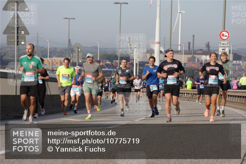 03.10.2026 - Köhlbrandbrückenlauf Yannick Fuchs http://msf.ph/oto/10775719 03.10.2026 09:41:24 Position 2 2007, 1500 meine-sportfotos.de