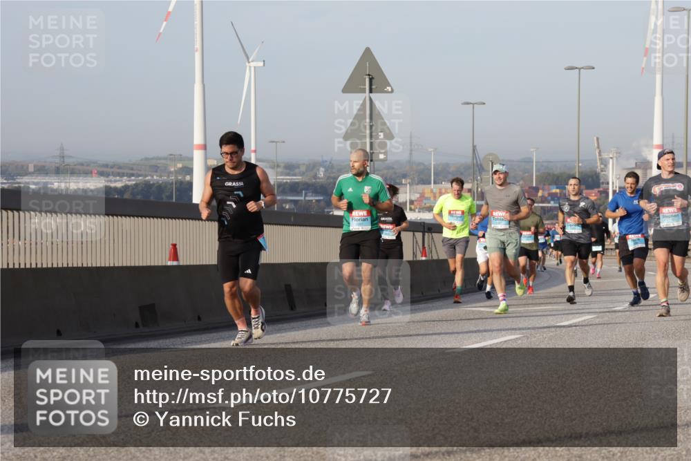 03.10.2026 - Köhlbrandbrückenlauf Yannick Fuchs http://msf.ph/oto/10775727 03.10.2026 09:41:25 Position 2  meine-sportfotos.de