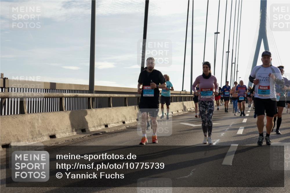 03.10.2026 - Köhlbrandbrückenlauf Yannick Fuchs http://msf.ph/oto/10775739 03.10.2026 09:35:25 Position 1 2831, 2841 meine-sportfotos.de
