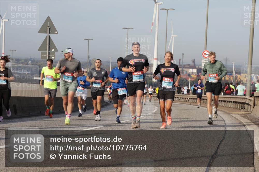 03.10.2026 - Köhlbrandbrückenlauf Yannick Fuchs http://msf.ph/oto/10775764 03.10.2026 09:41:27 Position 2 2357, 1500, 1, 1776, 1780 meine-sportfotos.de