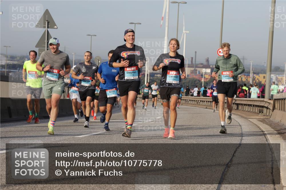 03.10.2026 - Köhlbrandbrückenlauf Yannick Fuchs http://msf.ph/oto/10775778 03.10.2026 09:41:28 Position 2 2357, 1780, 2495, 1776 meine-sportfotos.de