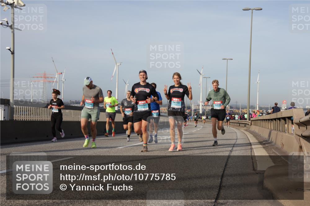 03.10.2026 - Köhlbrandbrückenlauf Yannick Fuchs http://msf.ph/oto/10775785 03.10.2026 09:41:30 Position 2  meine-sportfotos.de