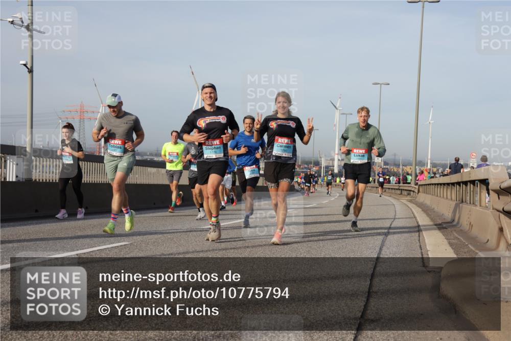 03.10.2026 - Köhlbrandbrückenlauf Yannick Fuchs http://msf.ph/oto/10775794 03.10.2026 09:41:31 Position 2 1776, 1780 meine-sportfotos.de