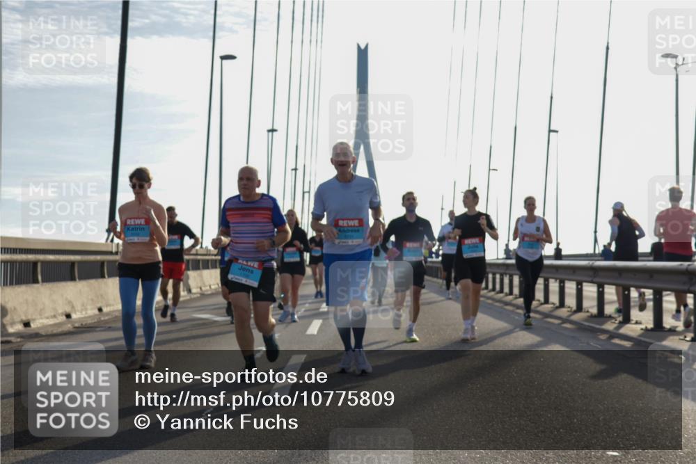 03.10.2026 - Köhlbrandbrückenlauf Yannick Fuchs http://msf.ph/oto/10775809 03.10.2026 09:35:31 Position 1  meine-sportfotos.de