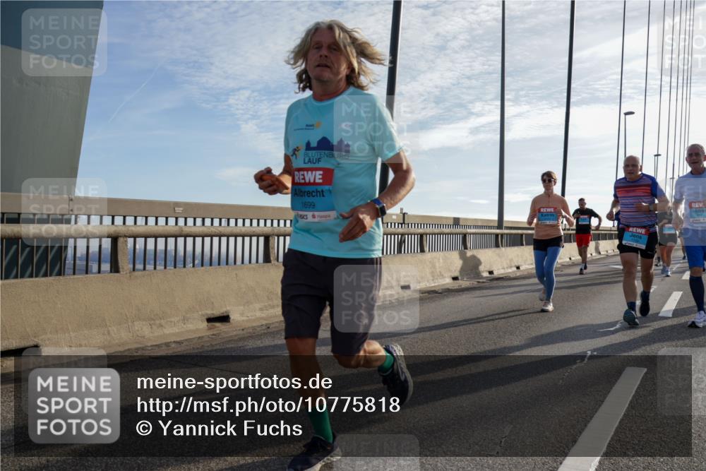 03.10.2026 - Köhlbrandbrückenlauf Yannick Fuchs http://msf.ph/oto/10775818 03.10.2026 09:35:32 Position 1 1699 meine-sportfotos.de