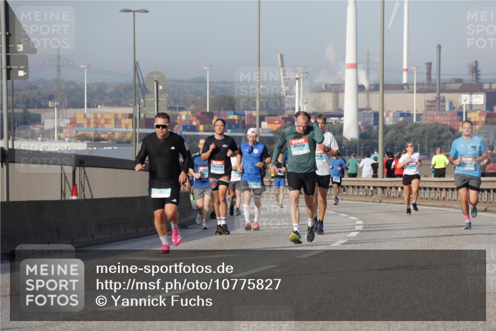 03.10.2026 - Köhlbrandbrückenlauf Yannick Fuchs http://msf.ph/oto/10775827 03.10.2026 09:41:35 Position 2  meine-sportfotos.de