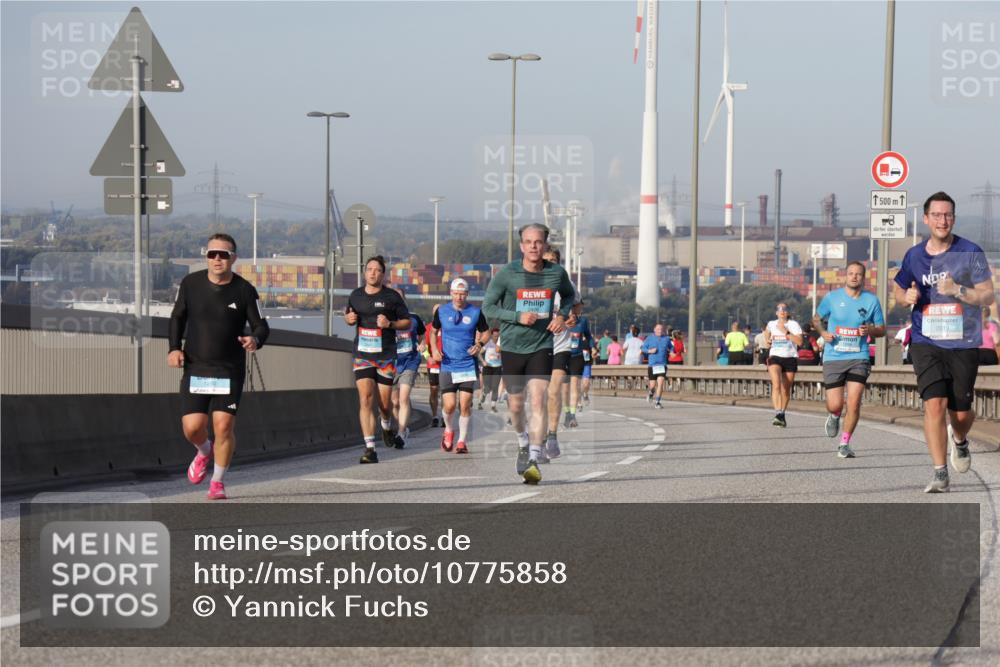 03.10.2026 - Köhlbrandbrückenlauf Yannick Fuchs http://msf.ph/oto/10775858 03.10.2026 09:41:37 Position 2 500, 2019 meine-sportfotos.de