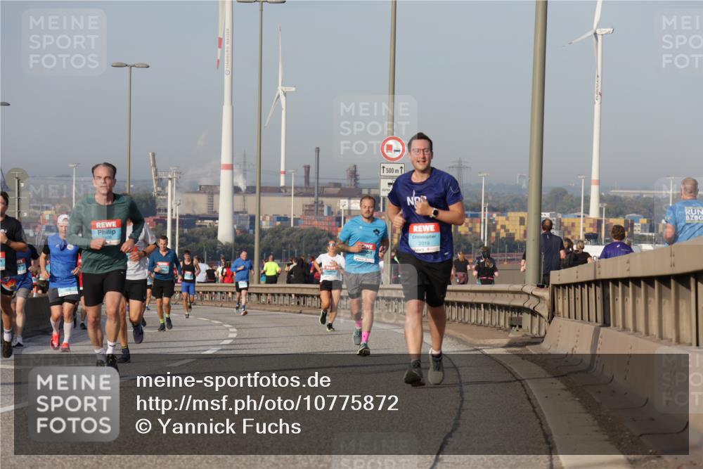 03.10.2026 - Köhlbrandbrückenlauf Yannick Fuchs http://msf.ph/oto/10775872 03.10.2026 09:41:39 Position 2 500, 2019 meine-sportfotos.de