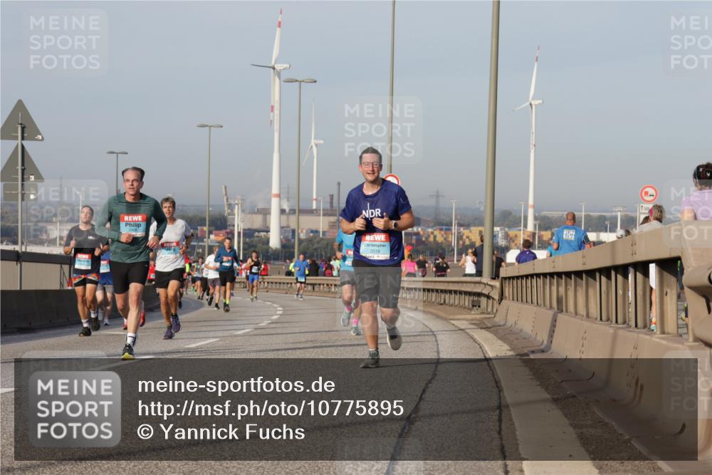 03.10.2026 - Köhlbrandbrückenlauf Yannick Fuchs http://msf.ph/oto/10775895 03.10.2026 09:41:40 Position 2 2019 meine-sportfotos.de