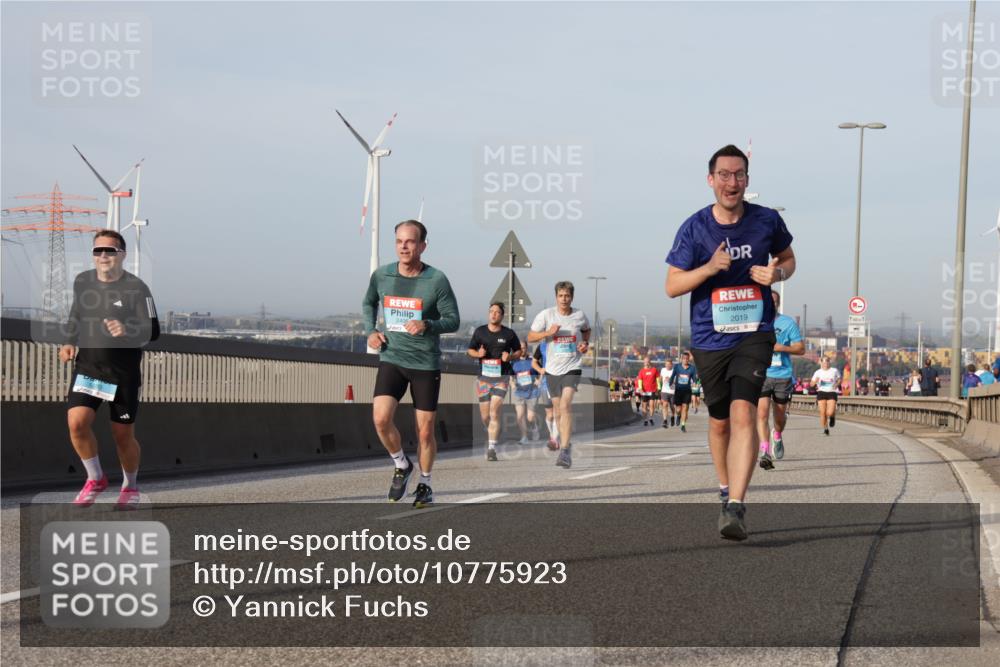 03.10.2026 - Köhlbrandbrückenlauf Yannick Fuchs http://msf.ph/oto/10775923 03.10.2026 09:41:43 Position 2 2019 meine-sportfotos.de