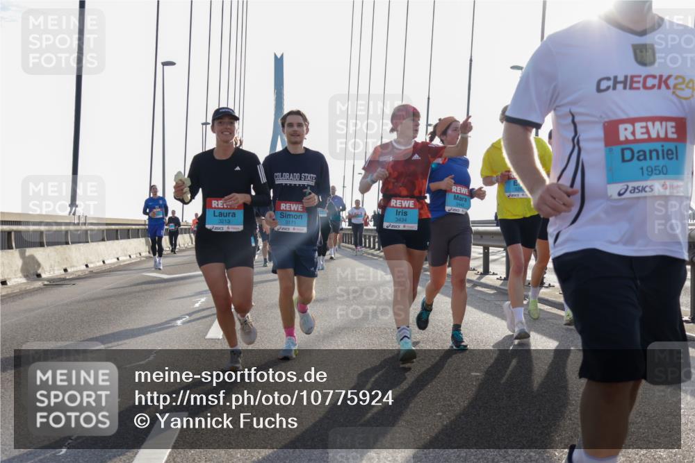 03.10.2026 - Köhlbrandbrückenlauf Yannick Fuchs http://msf.ph/oto/10775924 03.10.2026 09:35:39 Position 1 3213, 3171, 3434, 3442, 24, 1950 meine-sportfotos.de
