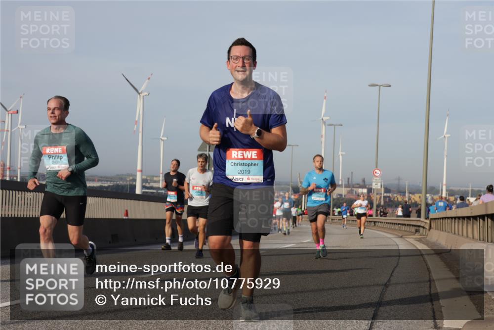 03.10.2026 - Köhlbrandbrückenlauf Yannick Fuchs http://msf.ph/oto/10775929 03.10.2026 09:41:44 Position 2 2406, 2019 meine-sportfotos.de