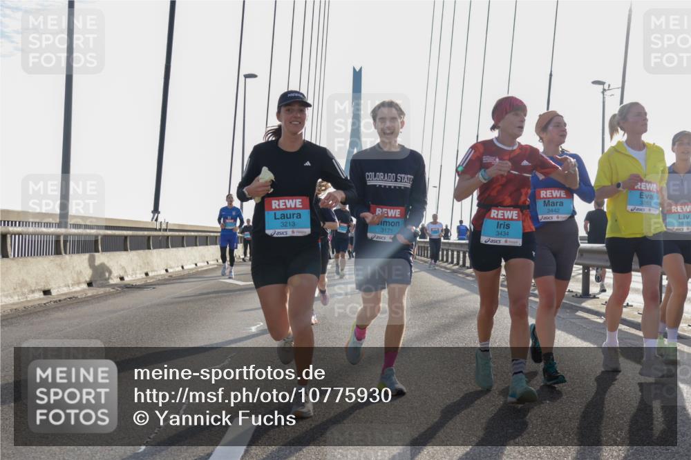03.10.2026 - Köhlbrandbrückenlauf Yannick Fuchs http://msf.ph/oto/10775930 03.10.2026 09:35:40 Position 1 3213, 3171, 3434, 3442, 3283, 1610 meine-sportfotos.de