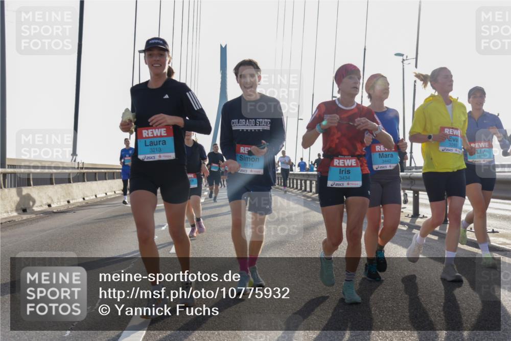 03.10.2026 - Köhlbrandbrückenlauf Yannick Fuchs http://msf.ph/oto/10775932 03.10.2026 09:35:40 Position 1 3213, 3171, 3434, 3442, 3283, 1610 meine-sportfotos.de