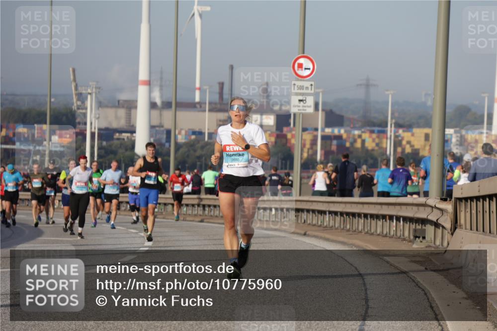 03.10.2026 - Köhlbrandbrückenlauf Yannick Fuchs http://msf.ph/oto/10775960 03.10.2026 09:41:47 Position 2 2665, 500 meine-sportfotos.de
