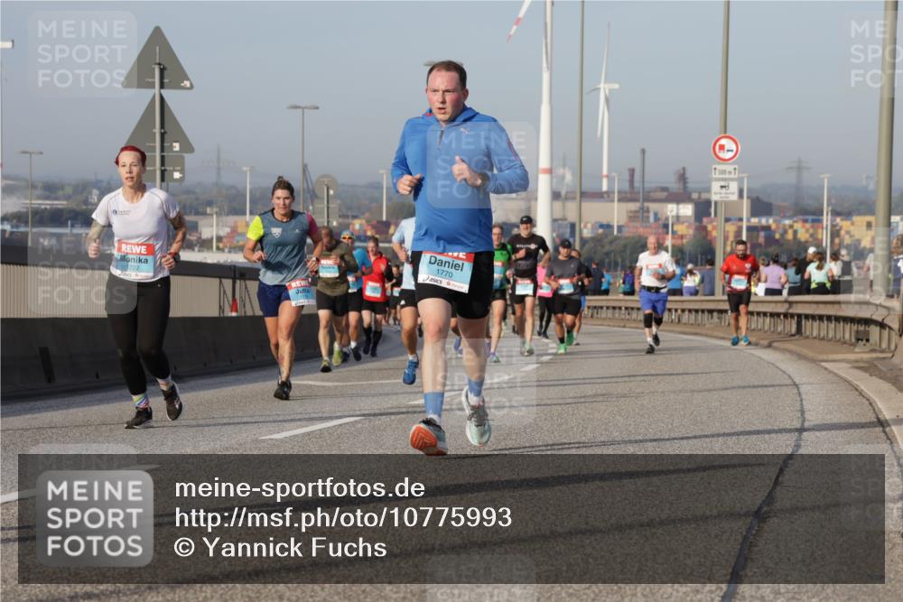 03.10.2026 - Köhlbrandbrückenlauf Yannick Fuchs http://msf.ph/oto/10775993 03.10.2026 09:42:01 Position 2 1722, 1770, 1, 500 meine-sportfotos.de