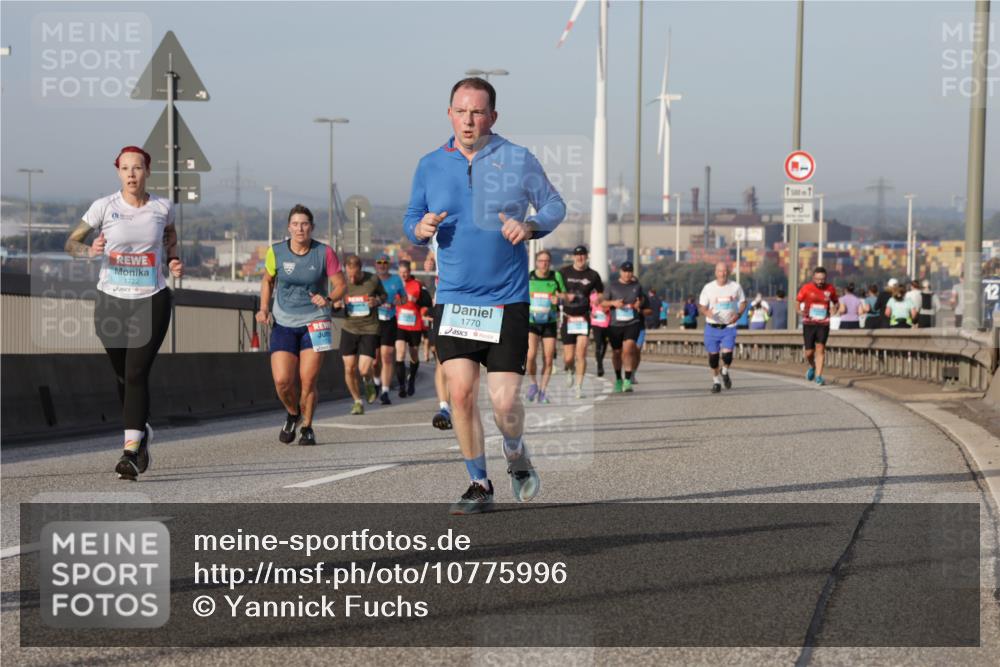03.10.2026 - Köhlbrandbrückenlauf Yannick Fuchs http://msf.ph/oto/10775996 03.10.2026 09:42:01 Position 2 1722, 1770 meine-sportfotos.de