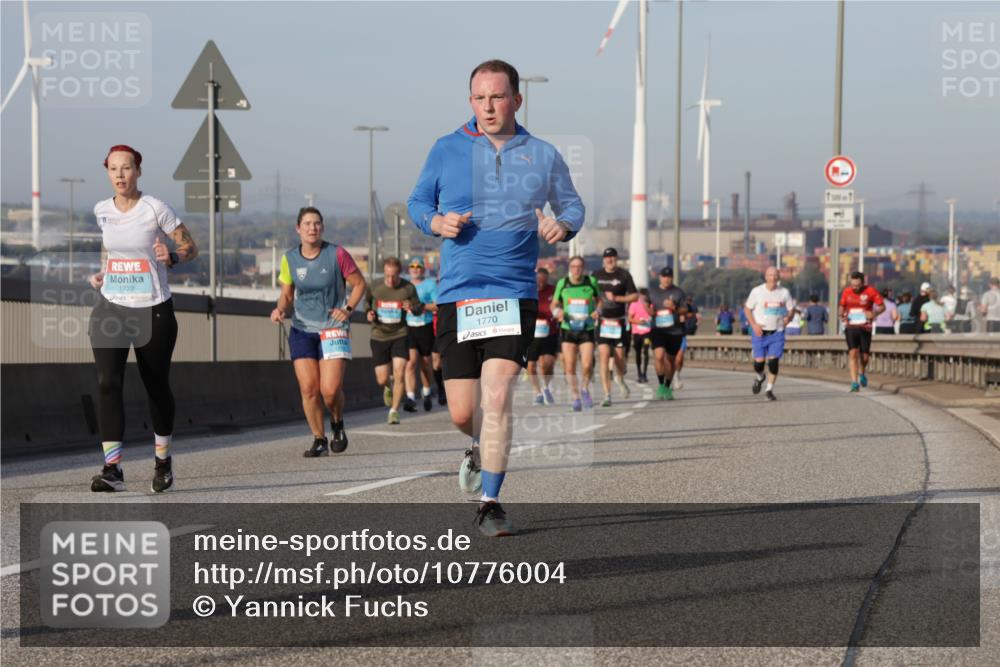 03.10.2026 - Köhlbrandbrückenlauf Yannick Fuchs http://msf.ph/oto/10776004 03.10.2026 09:42:01 Position 2 1722, 1770 meine-sportfotos.de