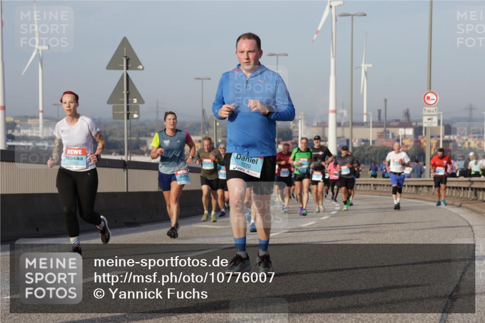 03.10.2026 - Köhlbrandbrückenlauf Yannick Fuchs http://msf.ph/oto/10776007 03.10.2026 09:42:01 Position 2 1722, 1770 meine-sportfotos.de