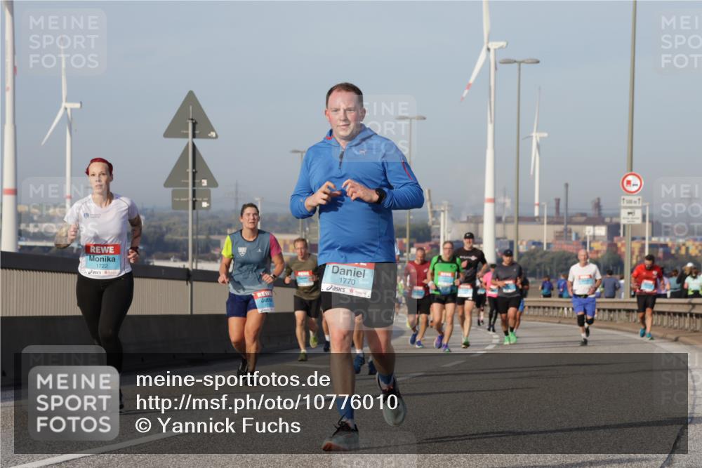 03.10.2026 - Köhlbrandbrückenlauf Yannick Fuchs http://msf.ph/oto/10776010 03.10.2026 09:42:01 Position 2 1722, 1770 meine-sportfotos.de