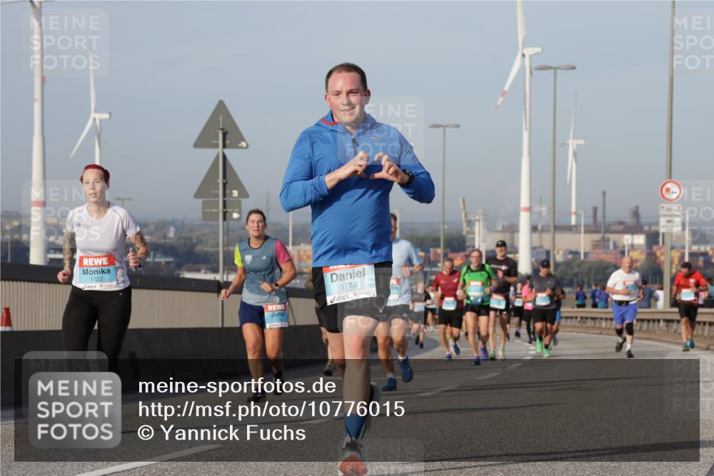 03.10.2026 - Köhlbrandbrückenlauf Yannick Fuchs http://msf.ph/oto/10776015 03.10.2026 09:42:02 Position 2 1722, 1770 meine-sportfotos.de