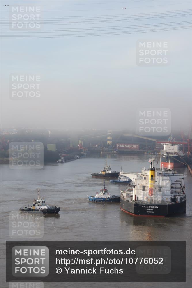 03.10.2026 - Köhlbrandbrückenlauf Yannick Fuchs http://msf.ph/oto/10776052 03.10.2026 09:02:37 Position 1  meine-sportfotos.de