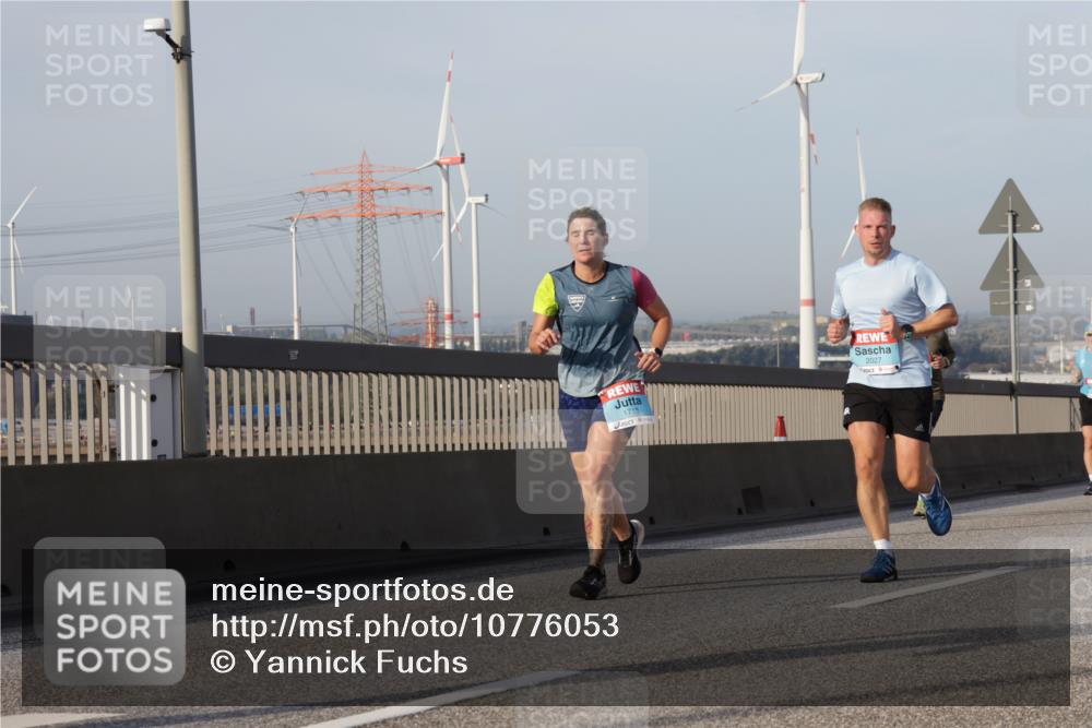 03.10.2026 - Köhlbrandbrückenlauf Yannick Fuchs http://msf.ph/oto/10776053 03.10.2026 09:42:05 Position 2 1715 meine-sportfotos.de