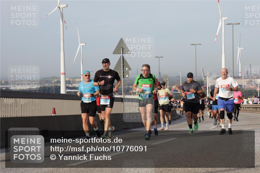 03.10.2026 - Köhlbrandbrückenlauf Yannick Fuchs http://msf.ph/oto/10776091 03.10.2026 09:42:09 Position 2 2343 meine-sportfotos.de