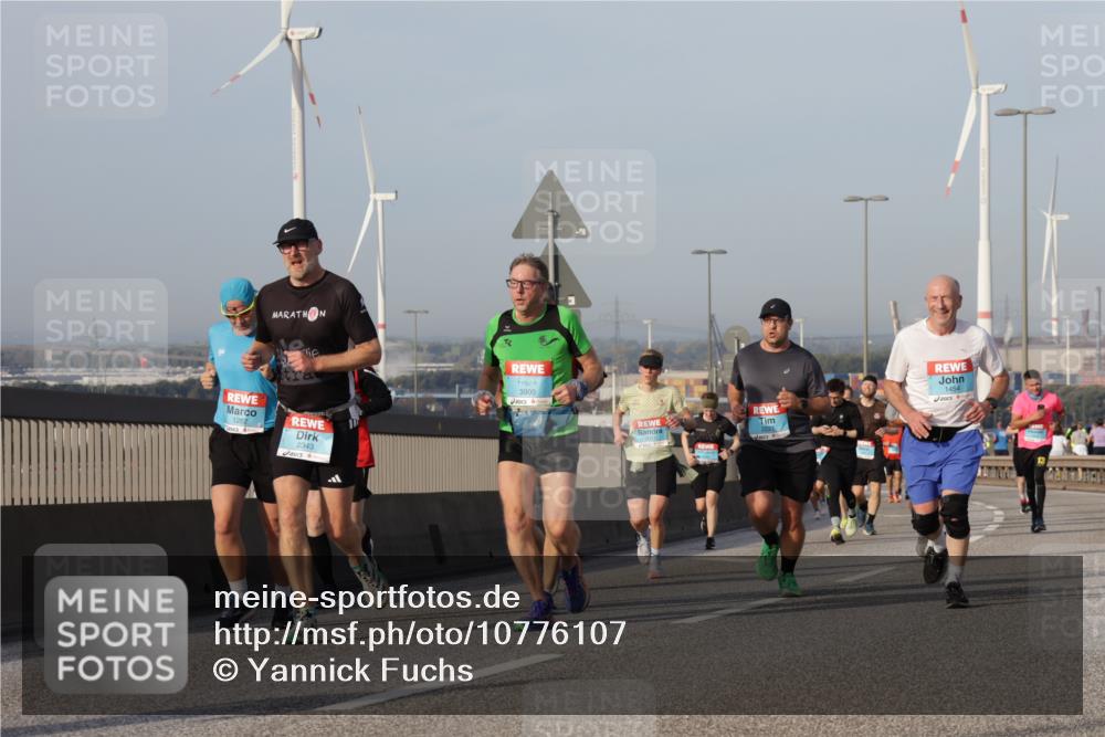 03.10.2026 - Köhlbrandbrückenlauf Yannick Fuchs http://msf.ph/oto/10776107 03.10.2026 09:42:10 Position 2 3900, 1262, 2343, 1454 meine-sportfotos.de