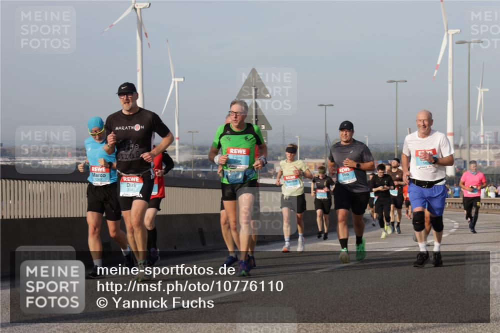 03.10.2026 - Köhlbrandbrückenlauf Yannick Fuchs http://msf.ph/oto/10776110 03.10.2026 09:42:10 Position 2 1262, 2343, 3900, 2227, 145 meine-sportfotos.de